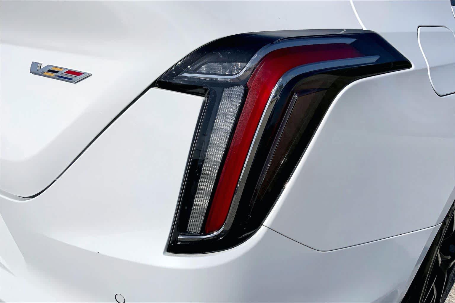 Used 2021 Cadillac CT4 V AWD/4WD image 30
