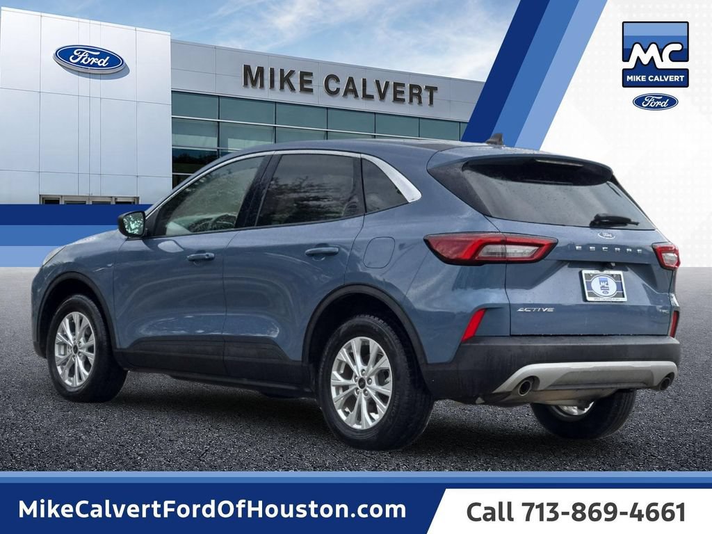 Used 2024 Ford Escape Active AWD/4WD image 3