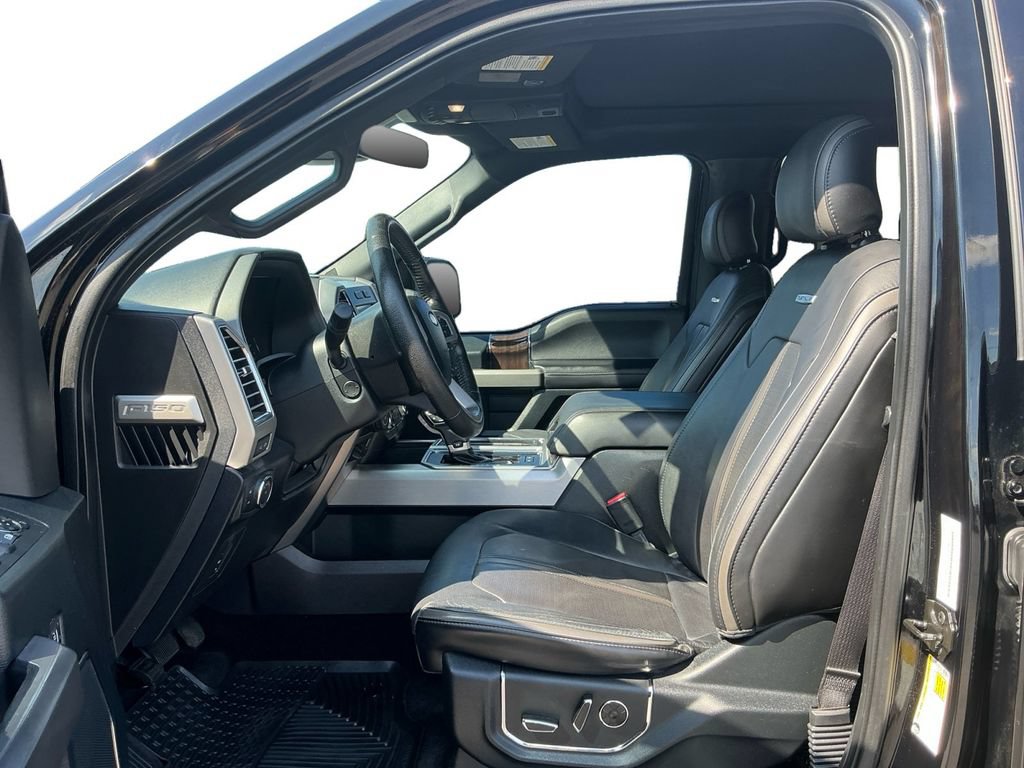 Used 2016 Ford F150 Platinum w/ Equipment Group 701A Luxury AWD/4WD image 14