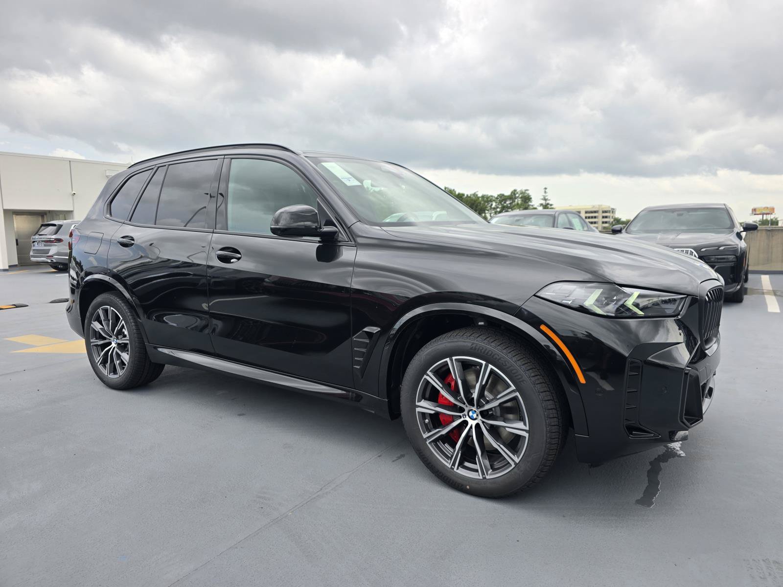 New 2026 BMW X5 xDrive40i w/ M Sport Package AWD/4WD image 12