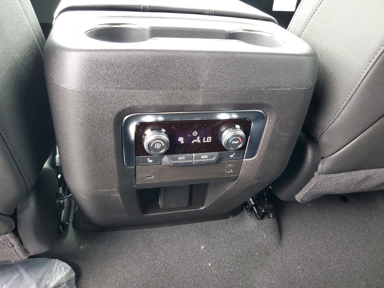 New 2027 GMC Yukon Elevation w/ Elevation Preferred Package RWD image 16