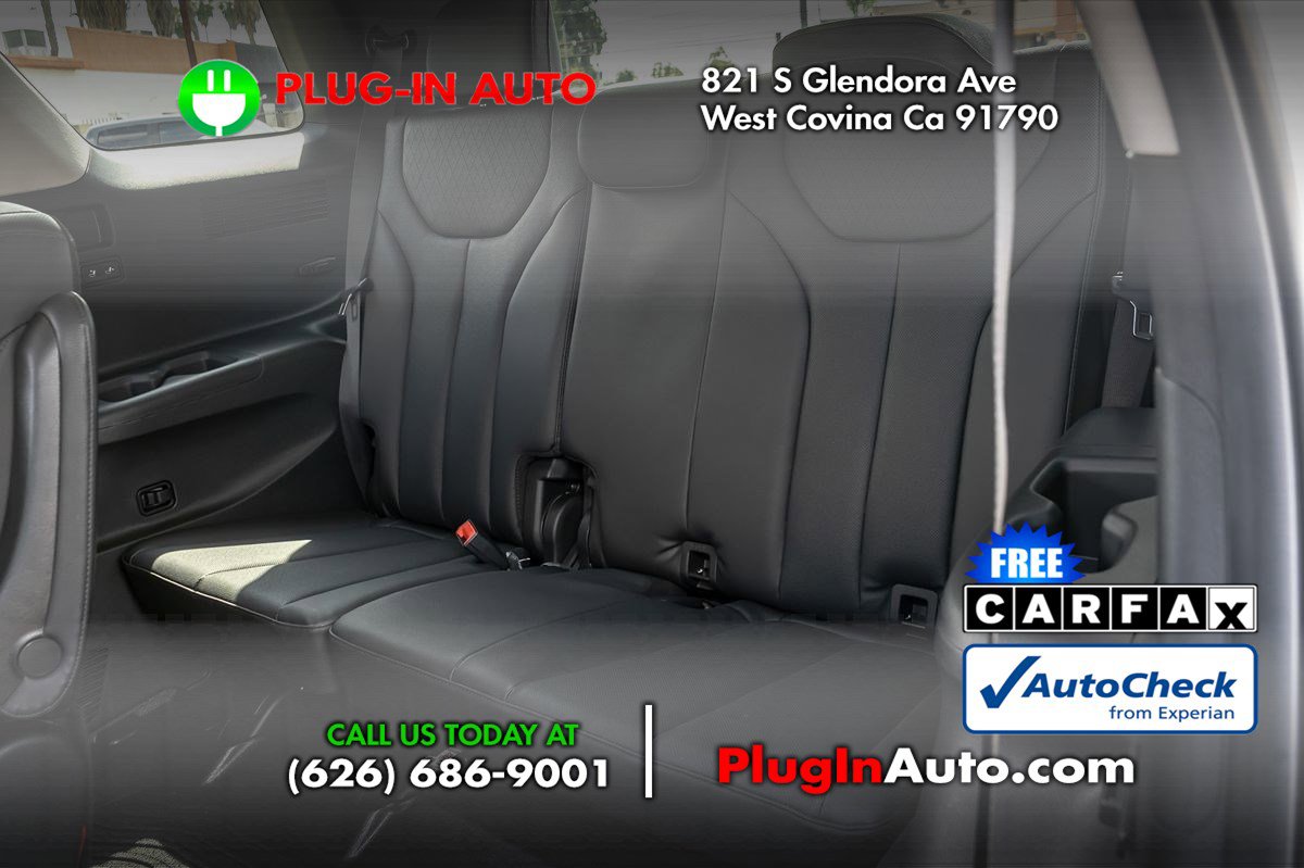 Used 2022 Hyundai Palisade SEL w/ Premium Package FWD image 12
