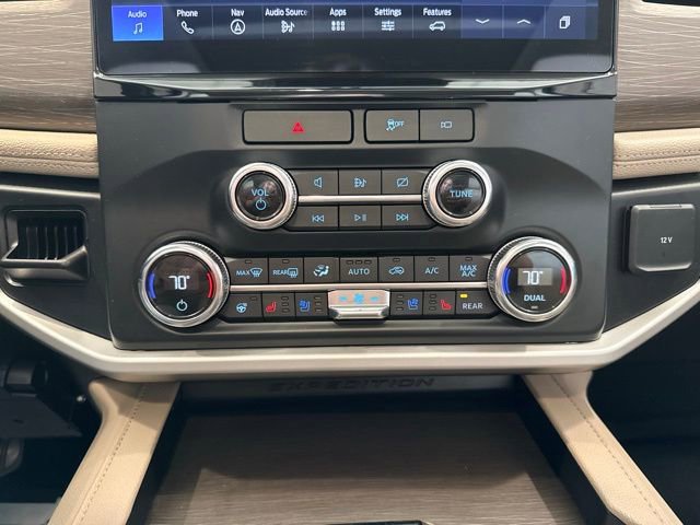 Used 2022 Ford Expedition Limited image 30