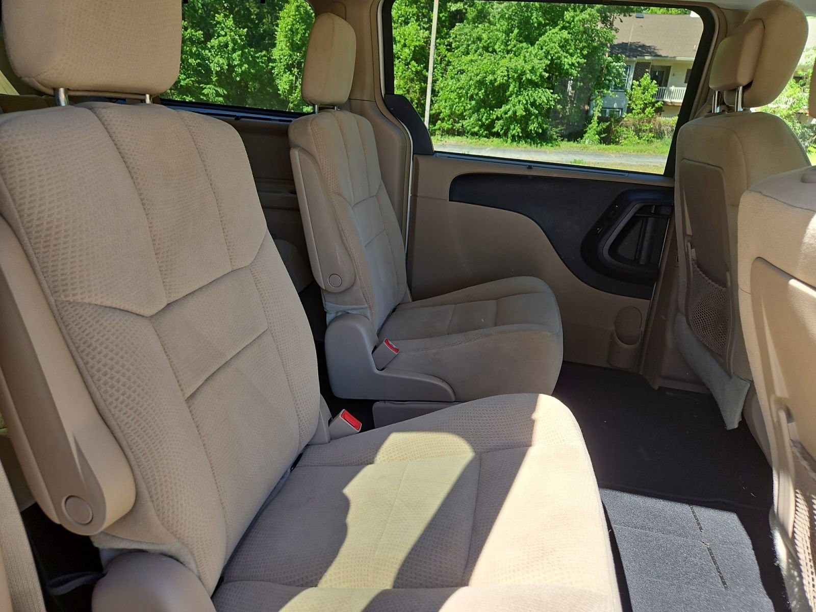 Used 2013 Dodge Grand Caravan Crew w/ Safety Sphere Group FWD image 17