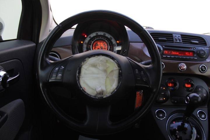 Used 2012 FIAT 500 Lounge image 23