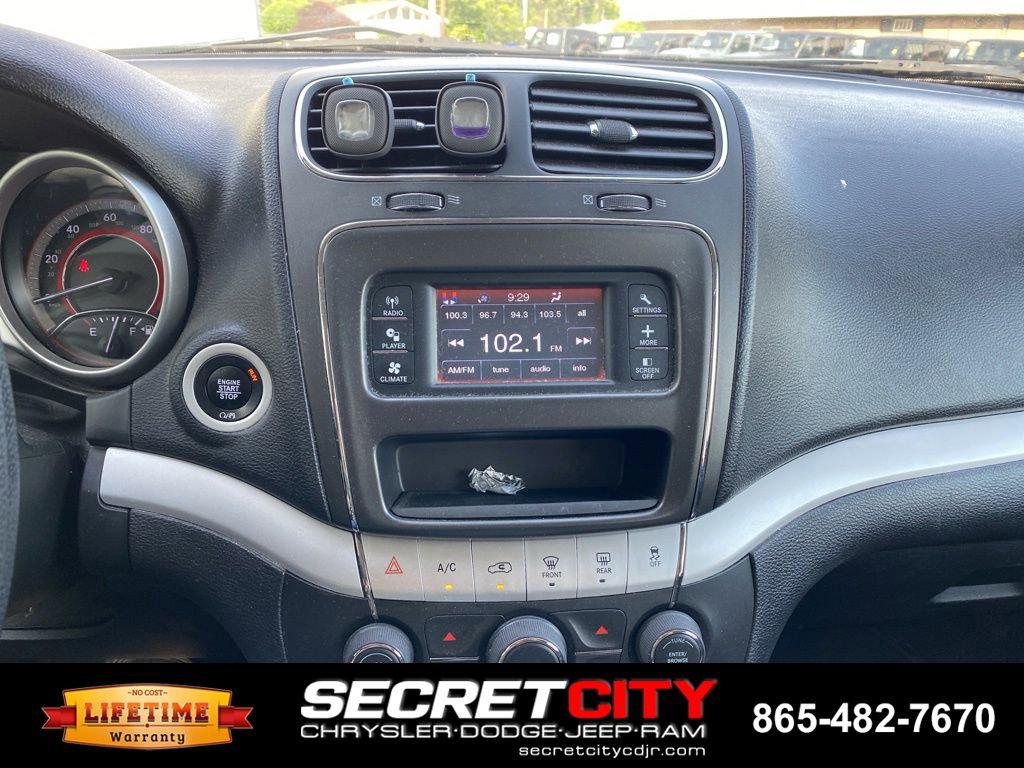 Used 2020 Dodge Journey SE w/ Blacktop Package FWD image 15