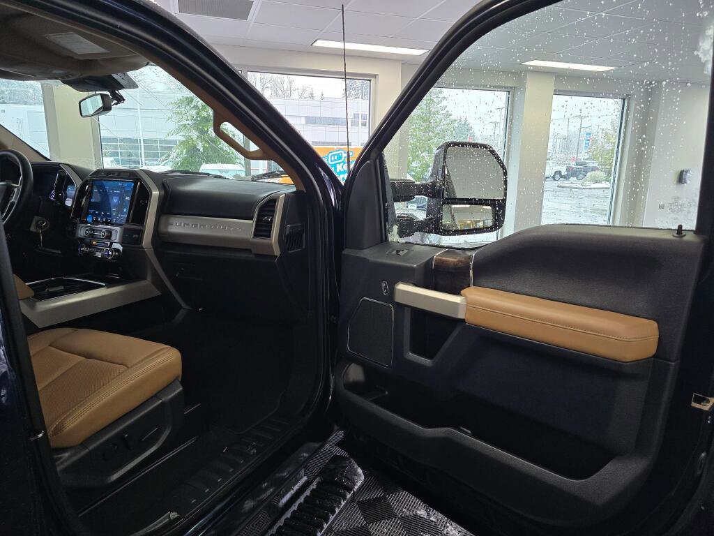 Used 2022 Ford F250 Lariat image 37