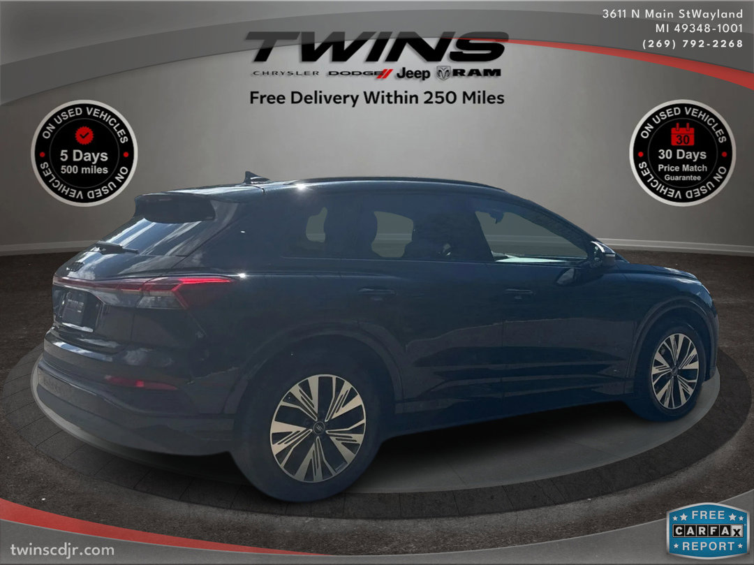 Used 2025 Audi Q4 e-tron Premium Plus image 3