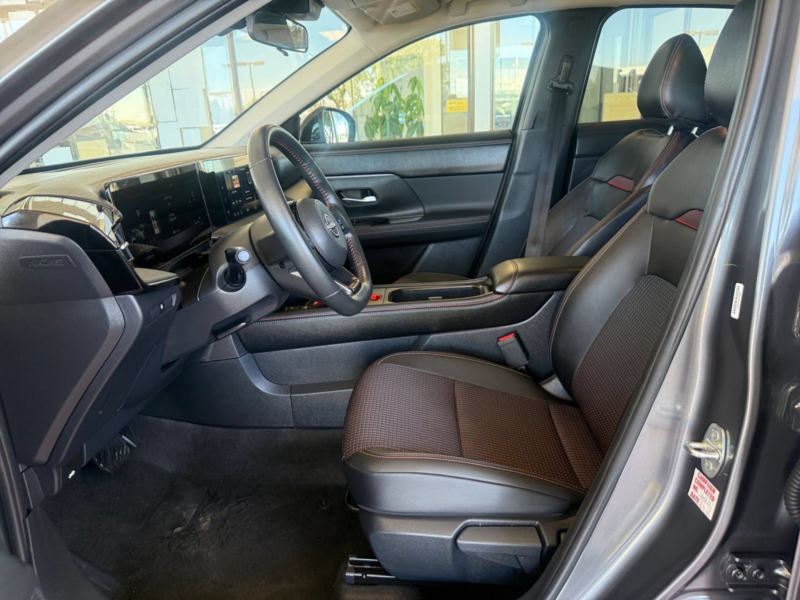 Used 2026 Nissan Kicks SR AWD/4WD image 25