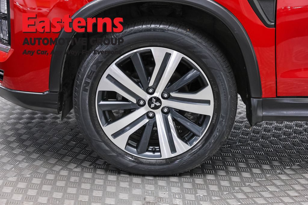 Used 2023 Mitsubishi Outlander Sport ES AWD/4WD image 30