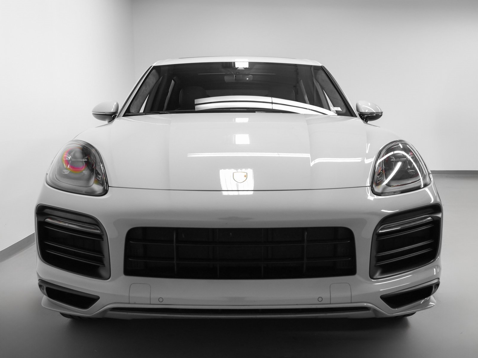 Used 2023 Porsche Cayenne GTS image 8
