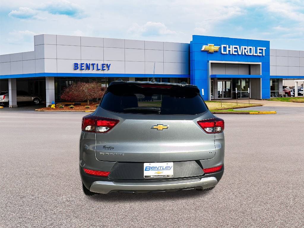 Used 2023 Chevrolet TrailBlazer LT image 4