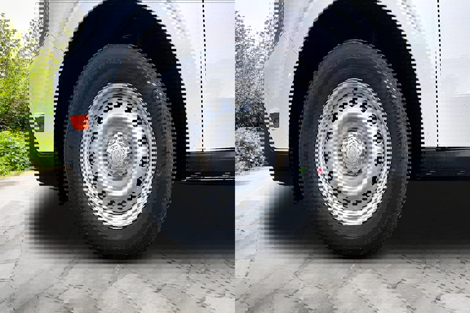 New 2026 Ford Maverick XL image 11