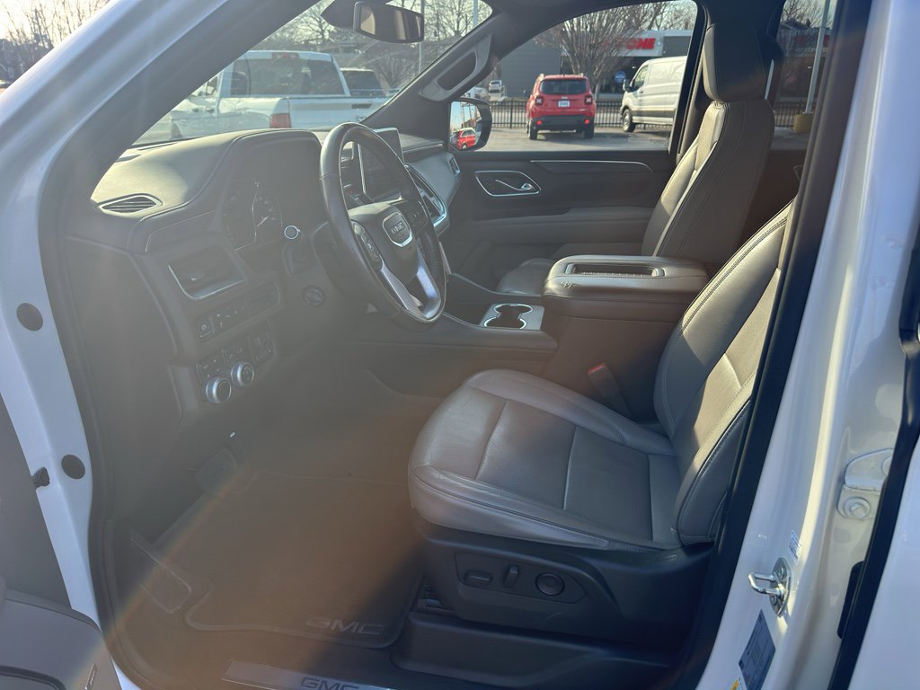 Used 2021 GMC Yukon SLT w/ SLT Luxury Plus Package image 11