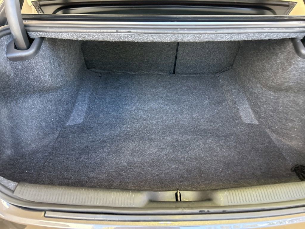 Used 2023 Dodge Charger R/T w/ Blacktop Package image 30