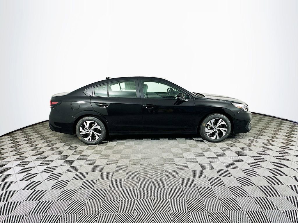 Used 2025 Subaru Legacy Premium AWD/4WD image 11