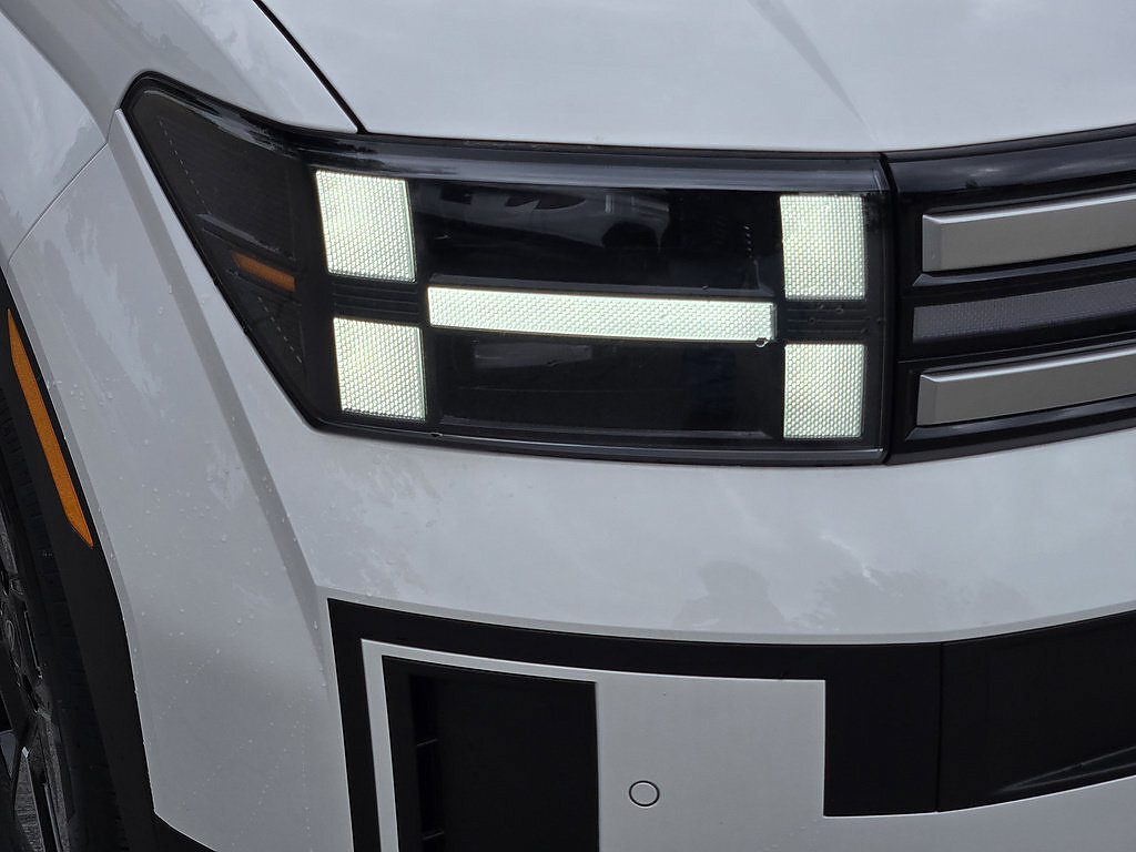 New 2026 Hyundai Santa Fe SE FWD image 9