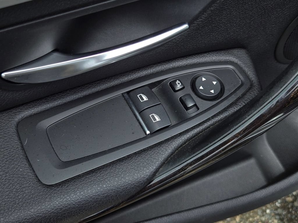 Used 2019 BMW 430i xDrive Coupe w/ Convenience Package AWD/4WD image 11
