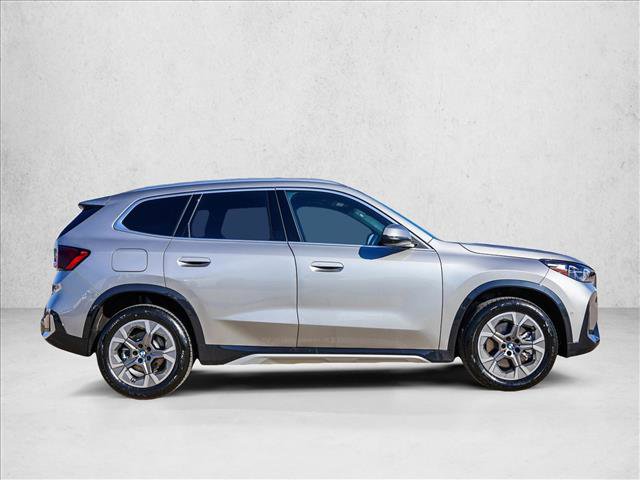 Used 2026 BMW X1 xDrive28i image 4
