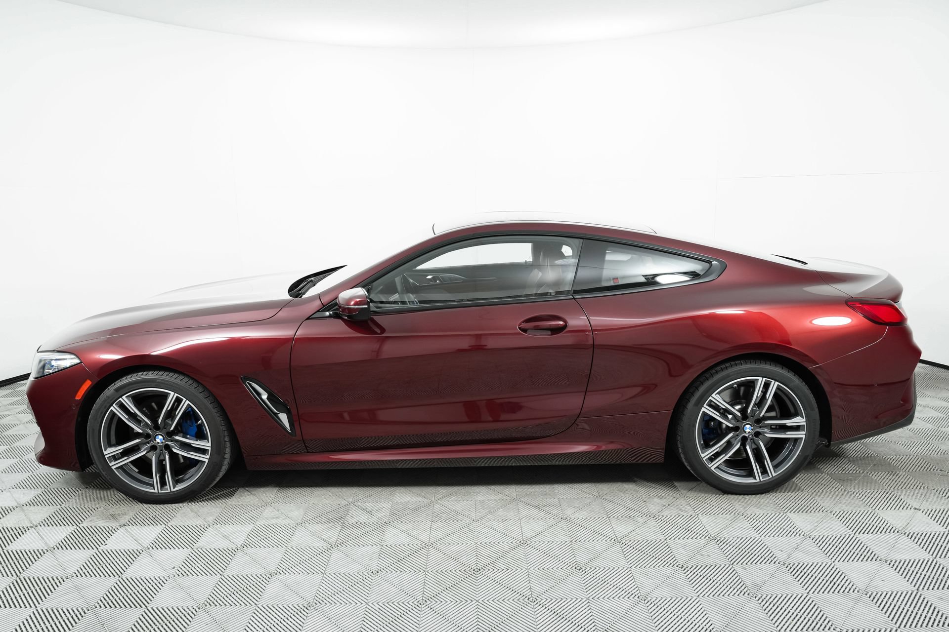 Used 2023 BMW 840i xDrive Coupe AWD/4WD image 61