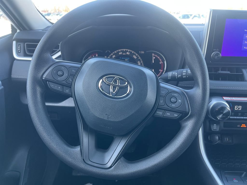 New 2025 Toyota RAV4 XLE image 15