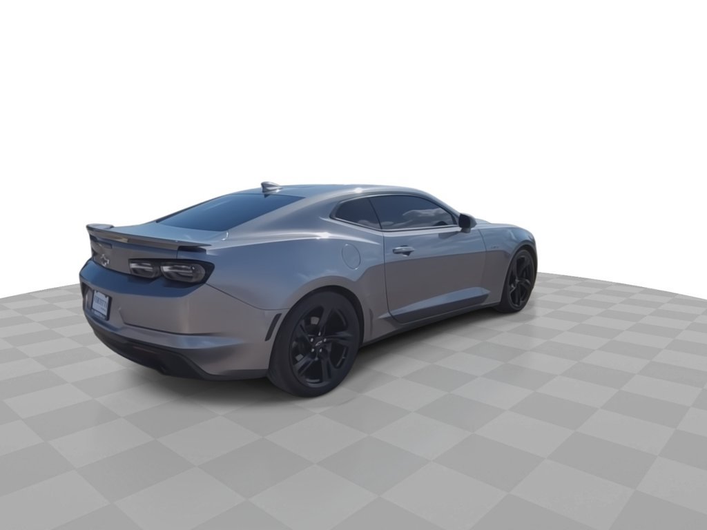 Certified 2022 Chevrolet Camaro LT RWD image 8