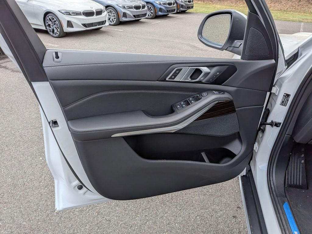 New 2026 BMW X5 xDrive40i image 7
