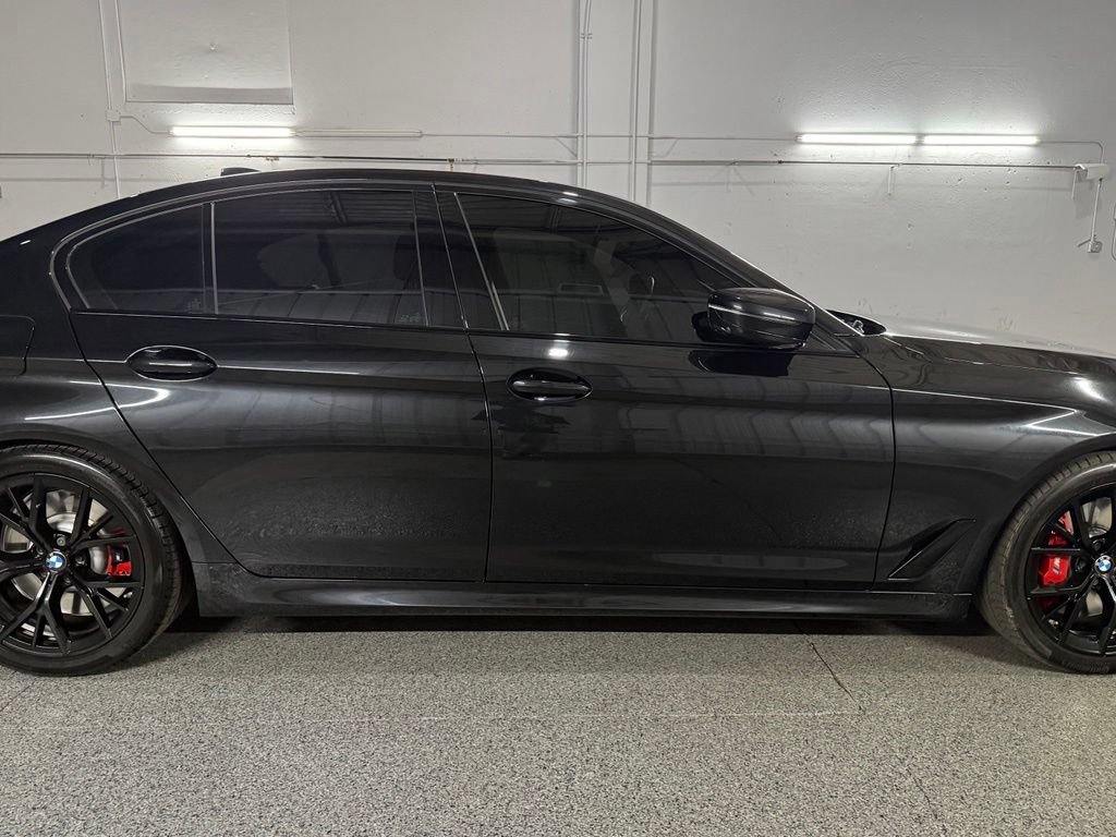 Used 2023 BMW M550i xDrive w/ Executive Package AWD/4WD image 5