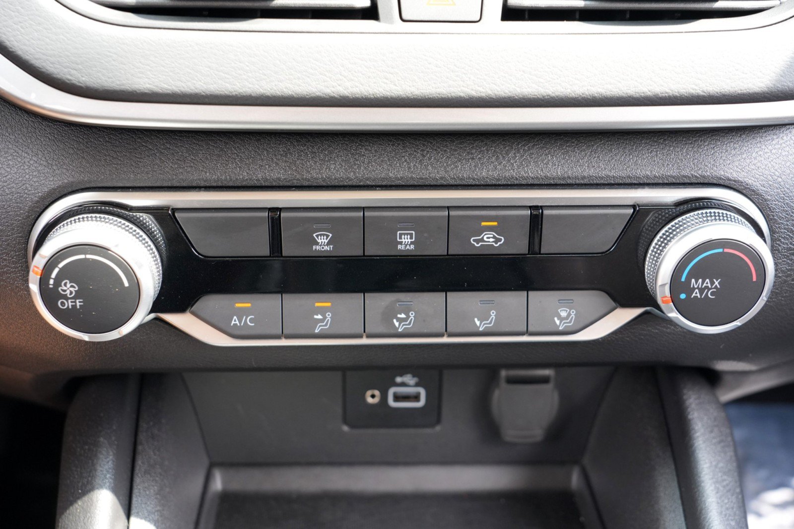 Used 2024 Nissan Altima 2.5 S FWD image 23