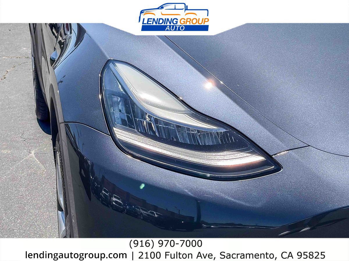 Used 2021 Tesla Model Y 2WD image 7