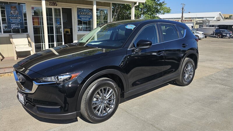 Used 2018 MAZDA CX-5 Sport FWD image 2