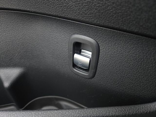 New 2026 Mercedes-Benz C 300 4MATIC Sedan image 22