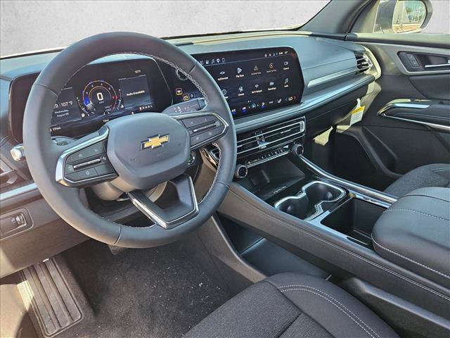 New 2027 Chevrolet Traverse LT w/ Driver Confidence Package FWD image 3