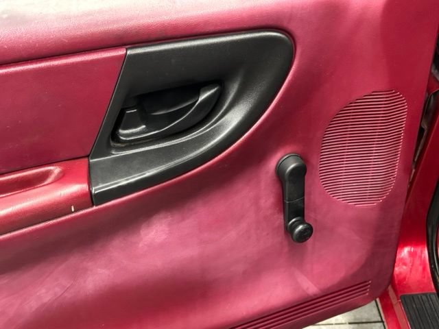 Used 1993 Ford Ranger 2WD Regular Cab image 9