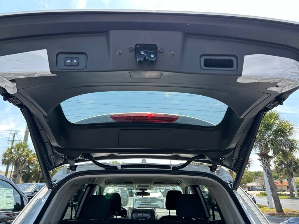 New 2026 Nissan Rogue SV FWD image 51