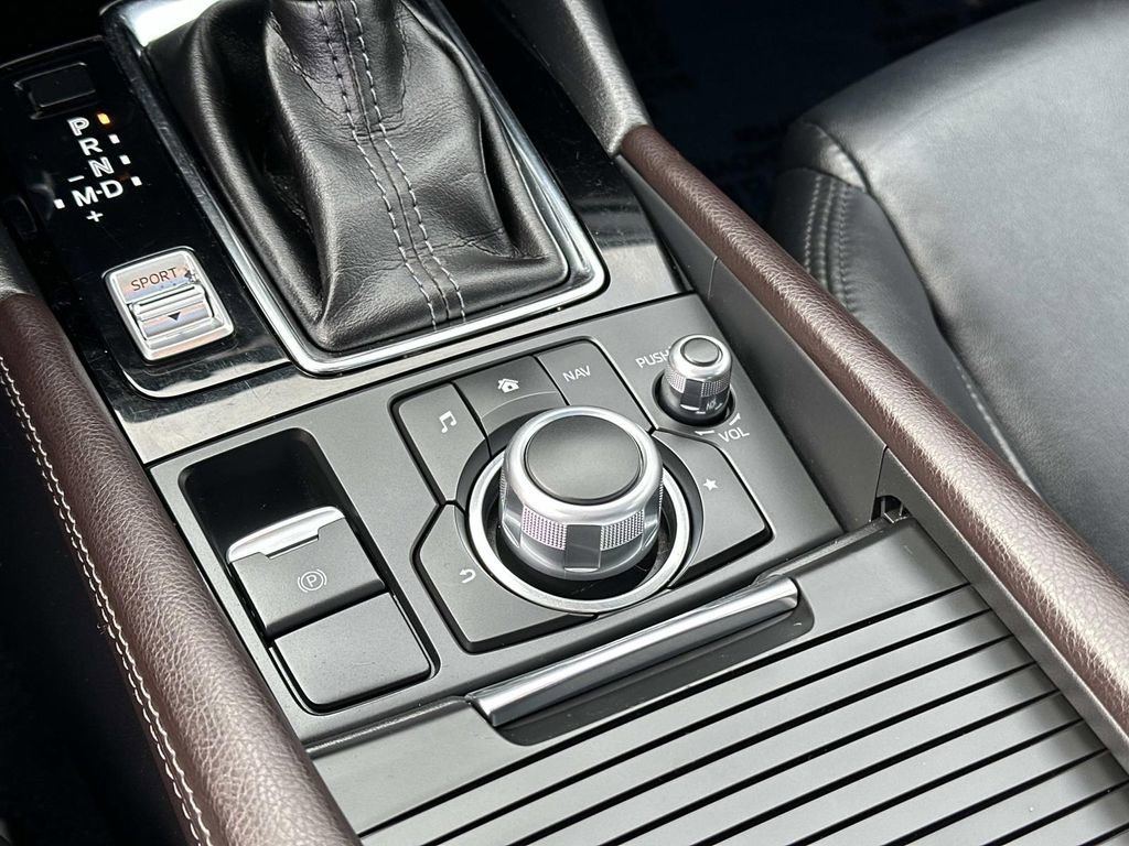 Used 2017 MAZDA MAZDA3 Touring image 15