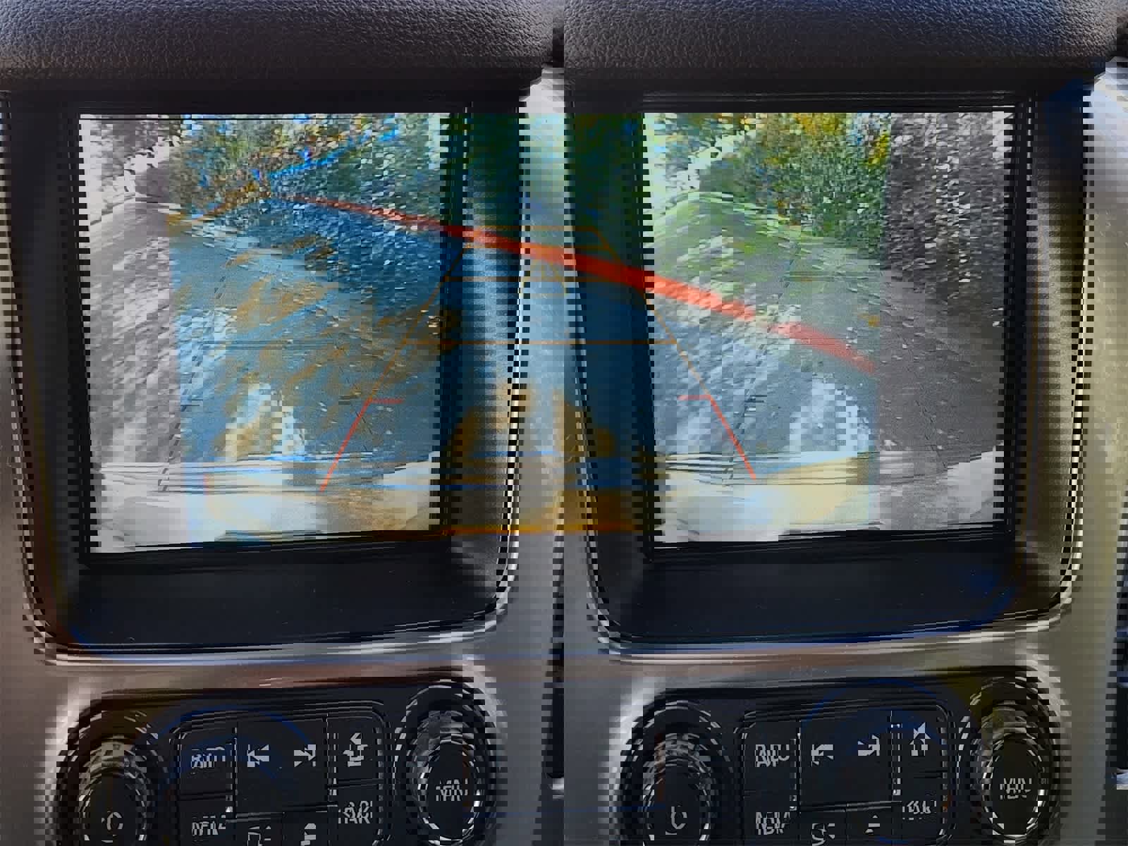 Used 2018 Chevrolet Tahoe Premier image 18