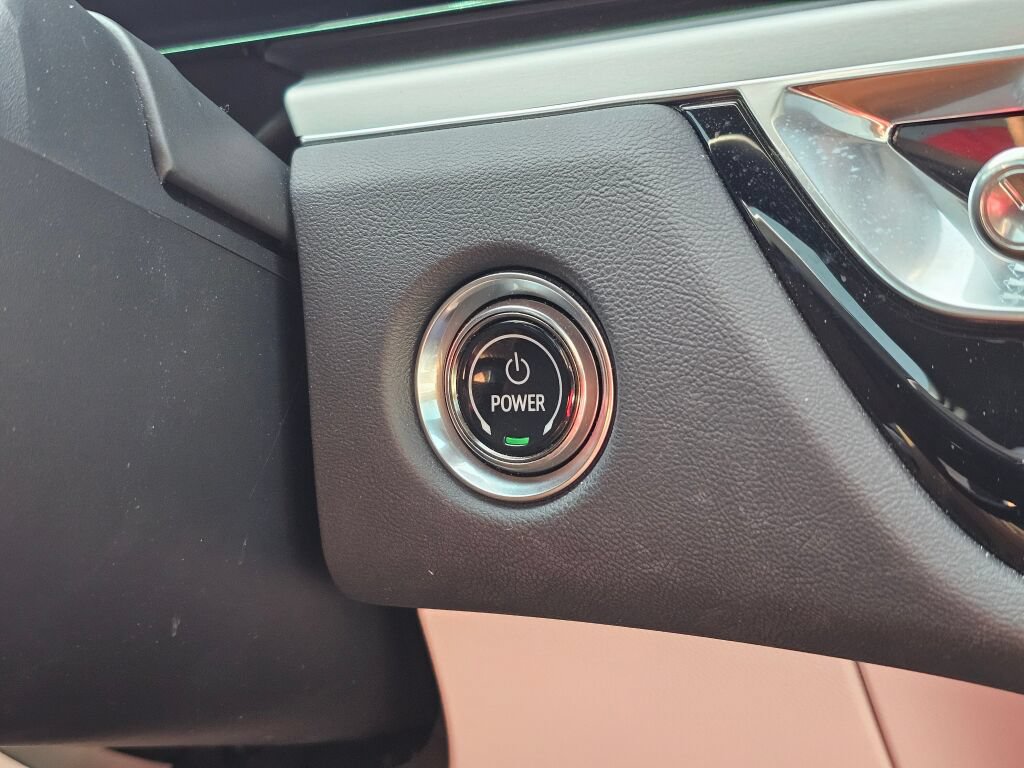 Used 2024 Cadillac Lyriq Luxury AWD/4WD image 19