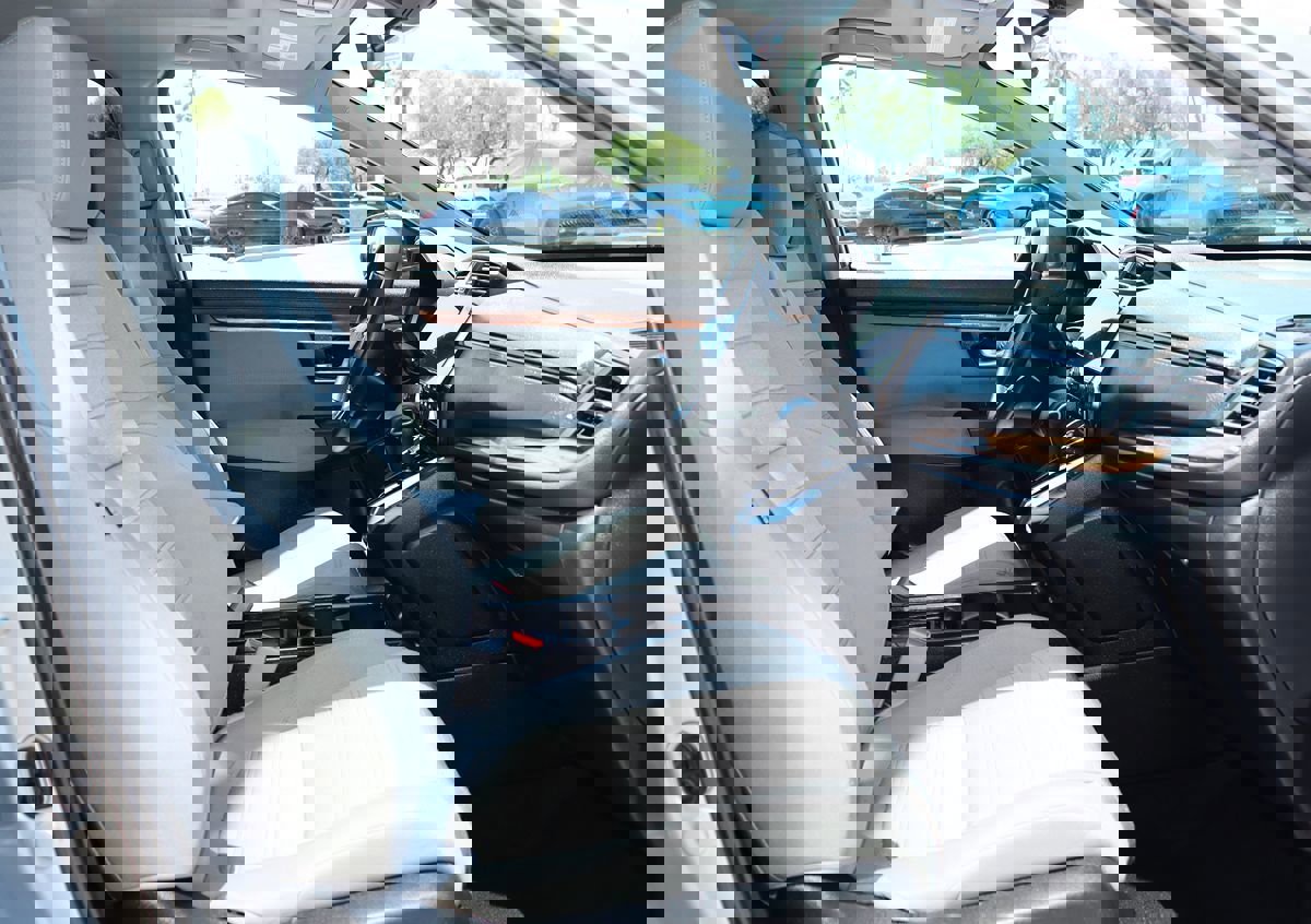 Used 2021 Honda CR-V EX image 34