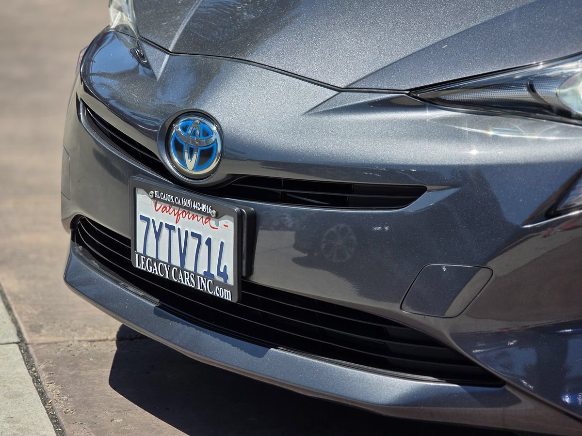 Used 2017 Toyota Prius One FWD image 7