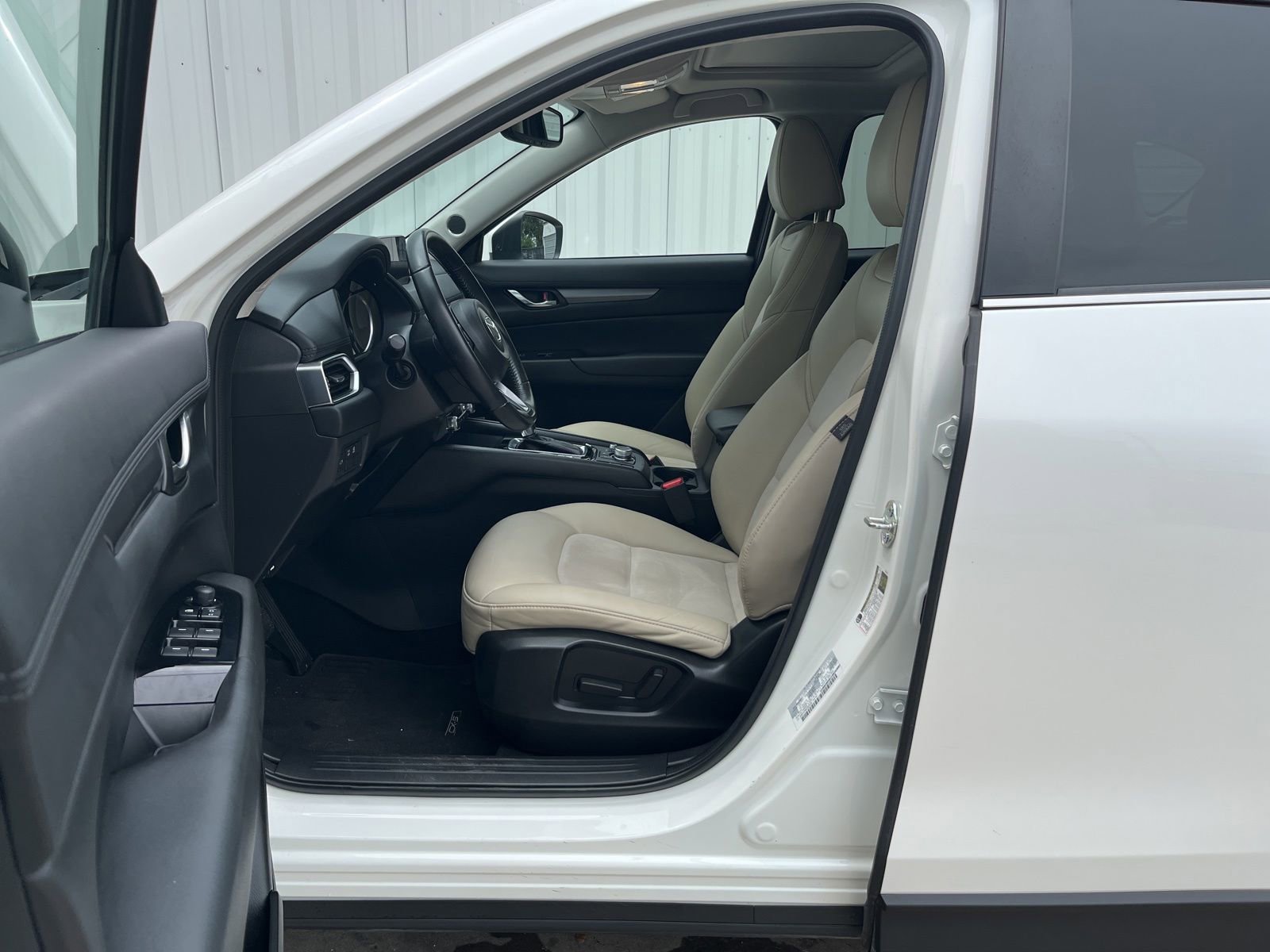 Used 2019 MAZDA CX-5 Touring FWD image 10