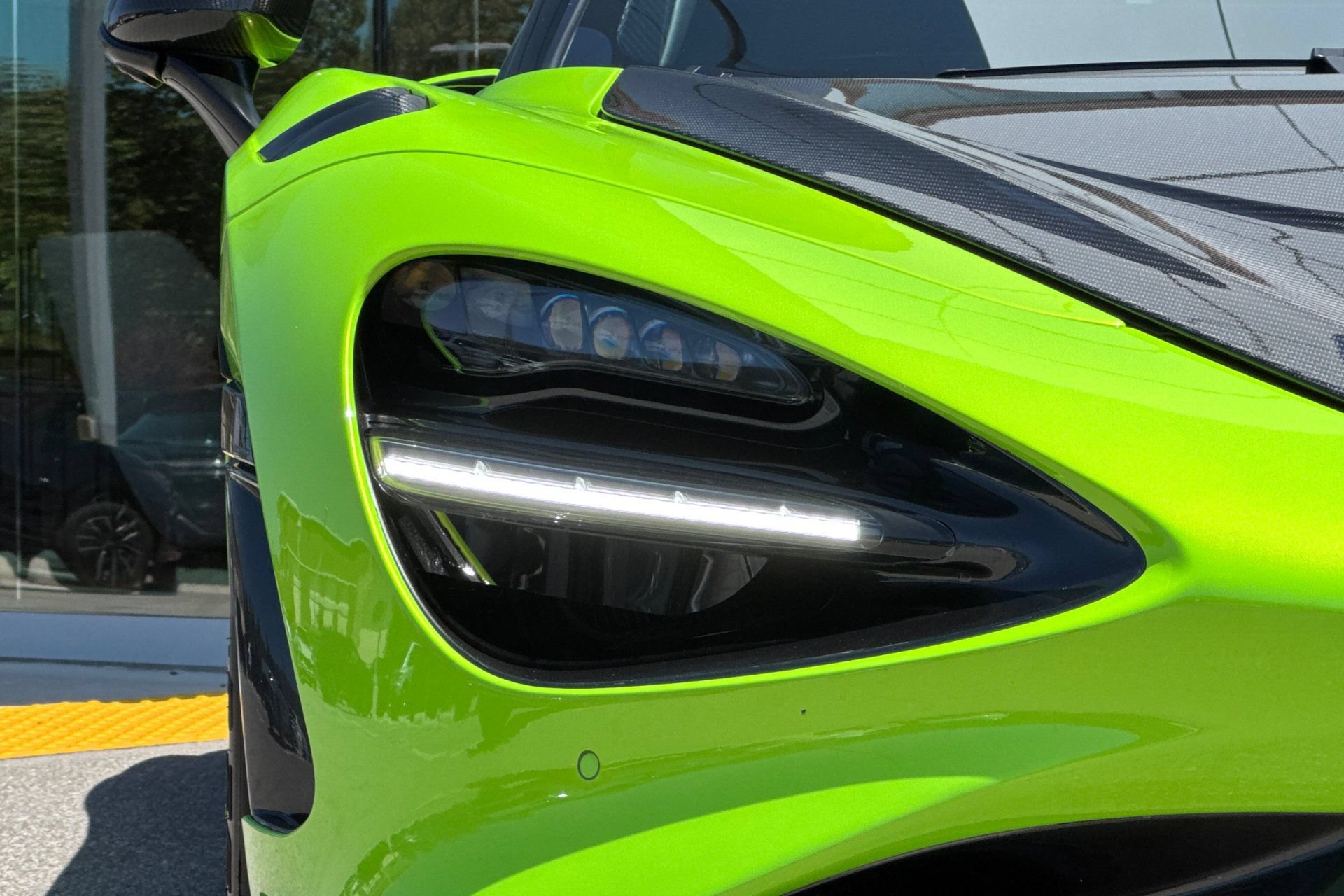 Used 2022 McLaren 765LT RWD image 39