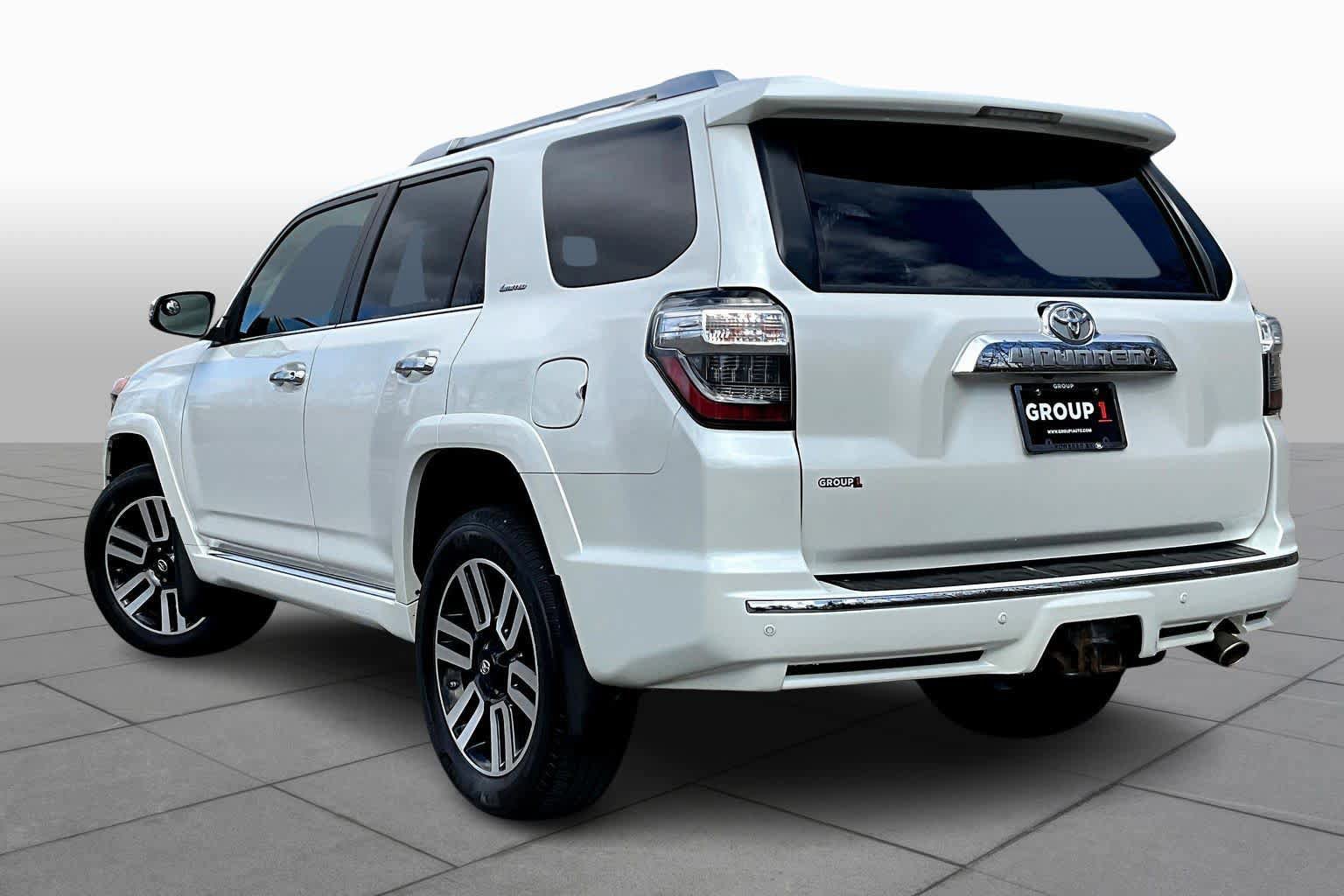 Used 2017 Toyota 4Runner Limited image 12