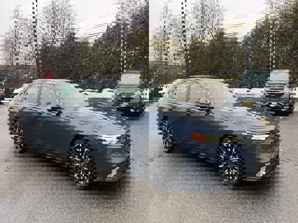 Used 2023 Honda Accord Touring image 7