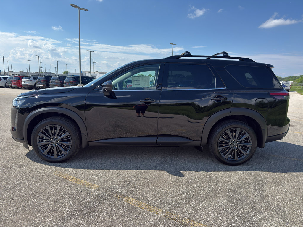 New 2026 Nissan Pathfinder SL AWD/4WD image 6