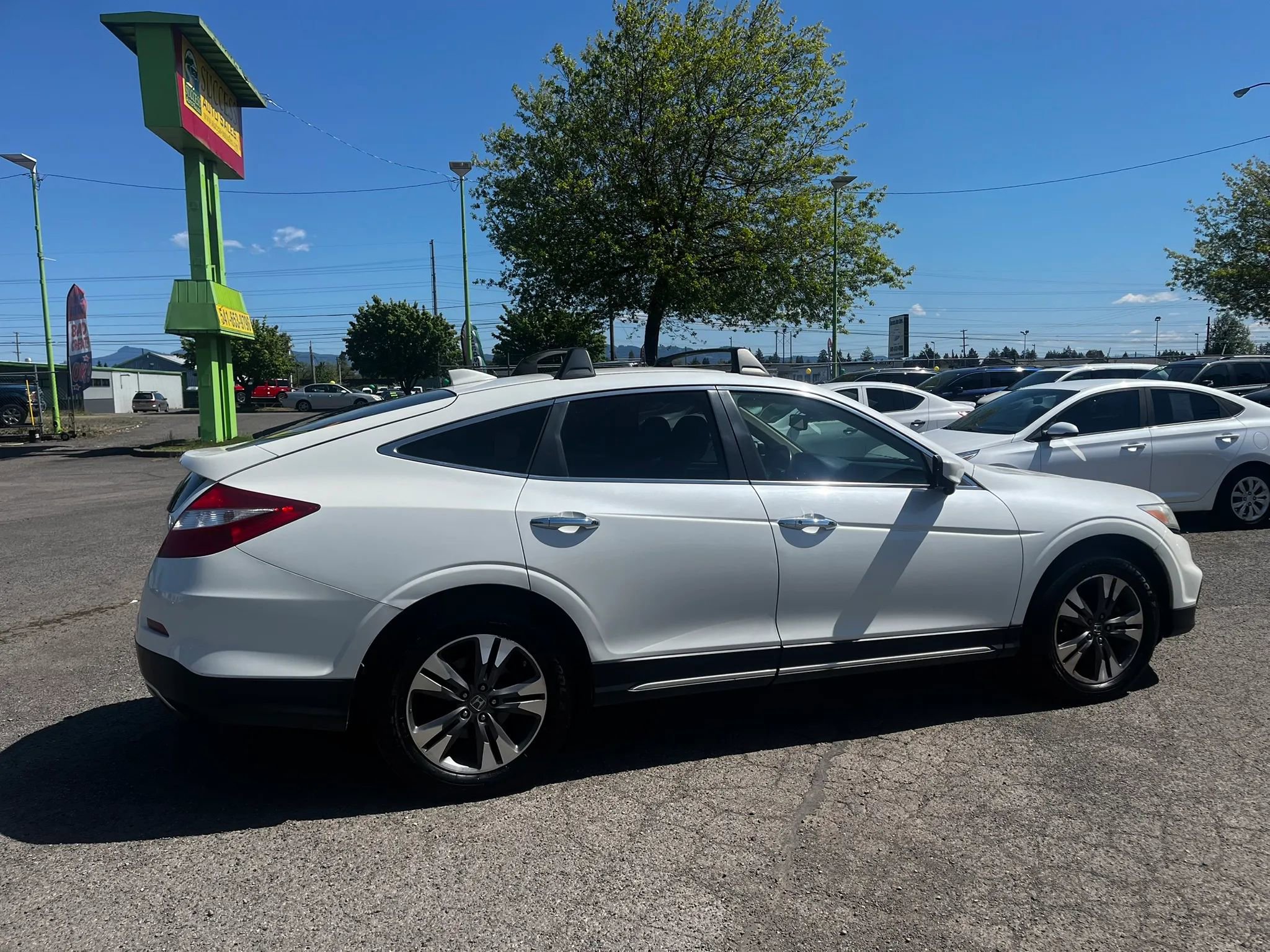 Used 2013 Honda Crosstour EX-L image 3