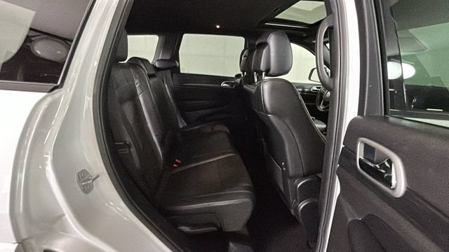 Used 2020 Jeep Grand Cherokee Altitude AWD/4WD image 29