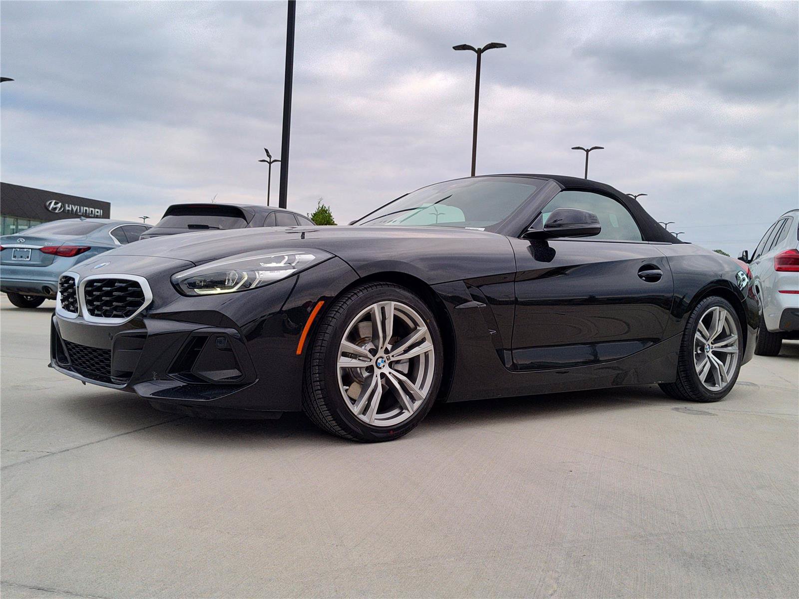 Certified 2025 BMW Z4 sDrive30i RWD image 3