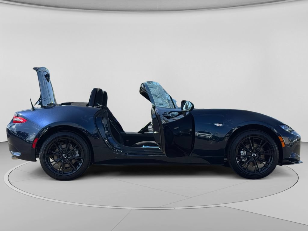 New 2026 MAZDA MX-5 Miata Club w/ Interior Package RWD image 14