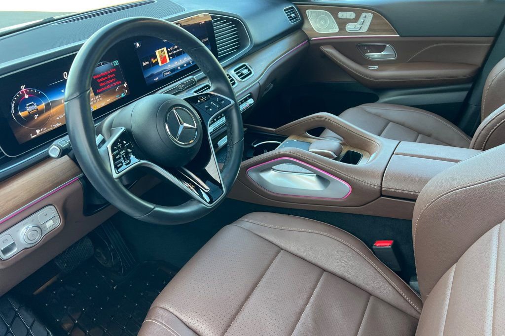 Used 2024 Mercedes-Benz GLE 350 4MATIC image 7